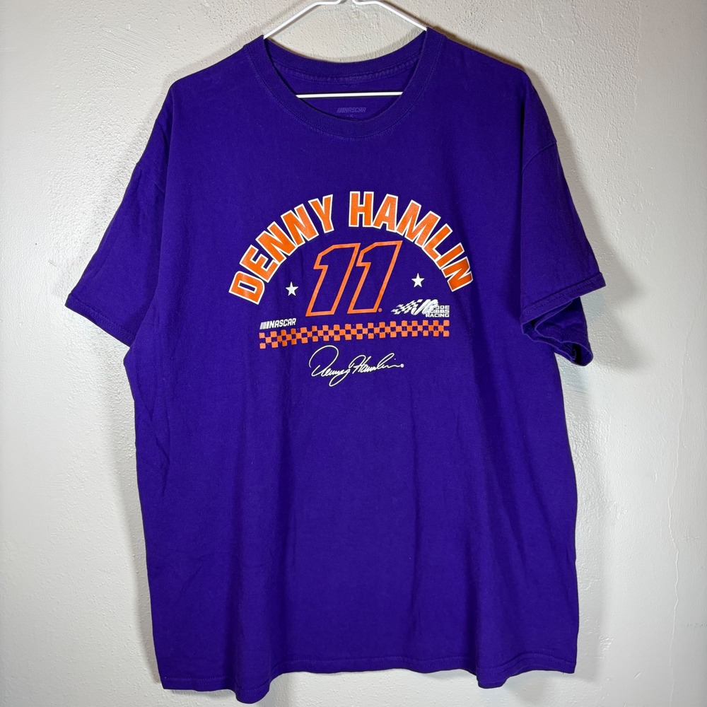 NASCAR Denny Hamlin #11 Joe Gibbs Racing Purple T-Shirt Mens XL Short‎ Sleeve